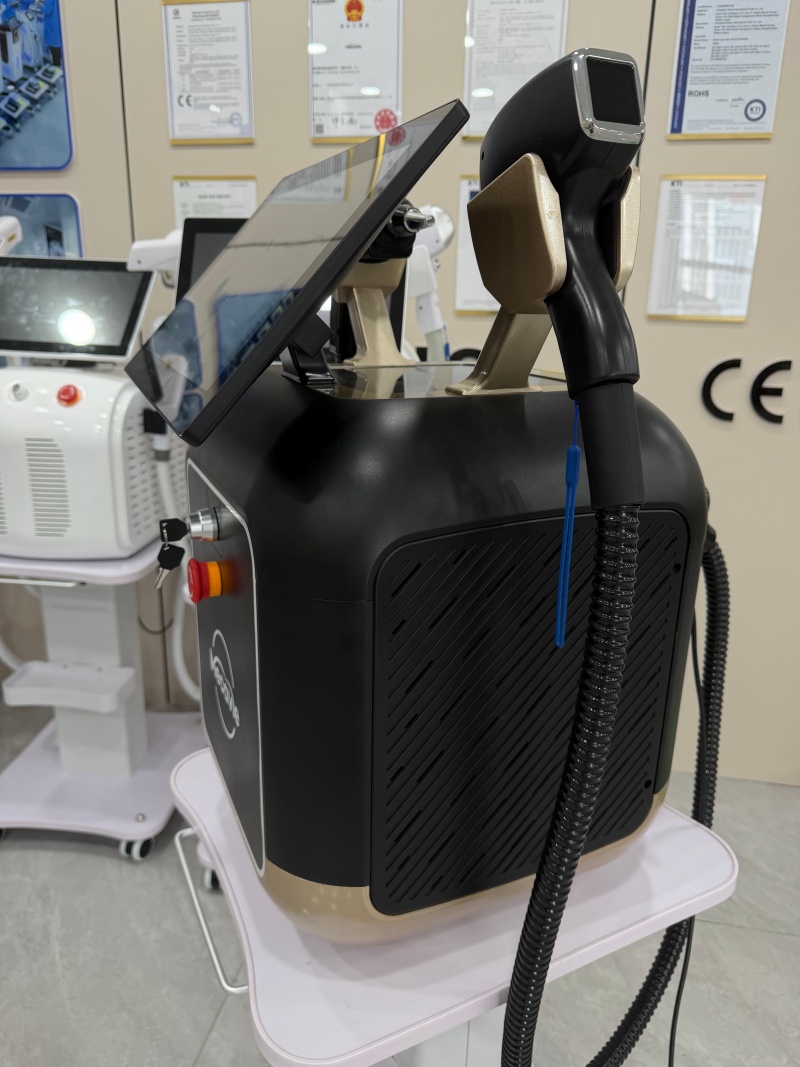 Ice Titanium Diode Laser Machine - 2'si 1 Arada Soprano Titanyum Buz