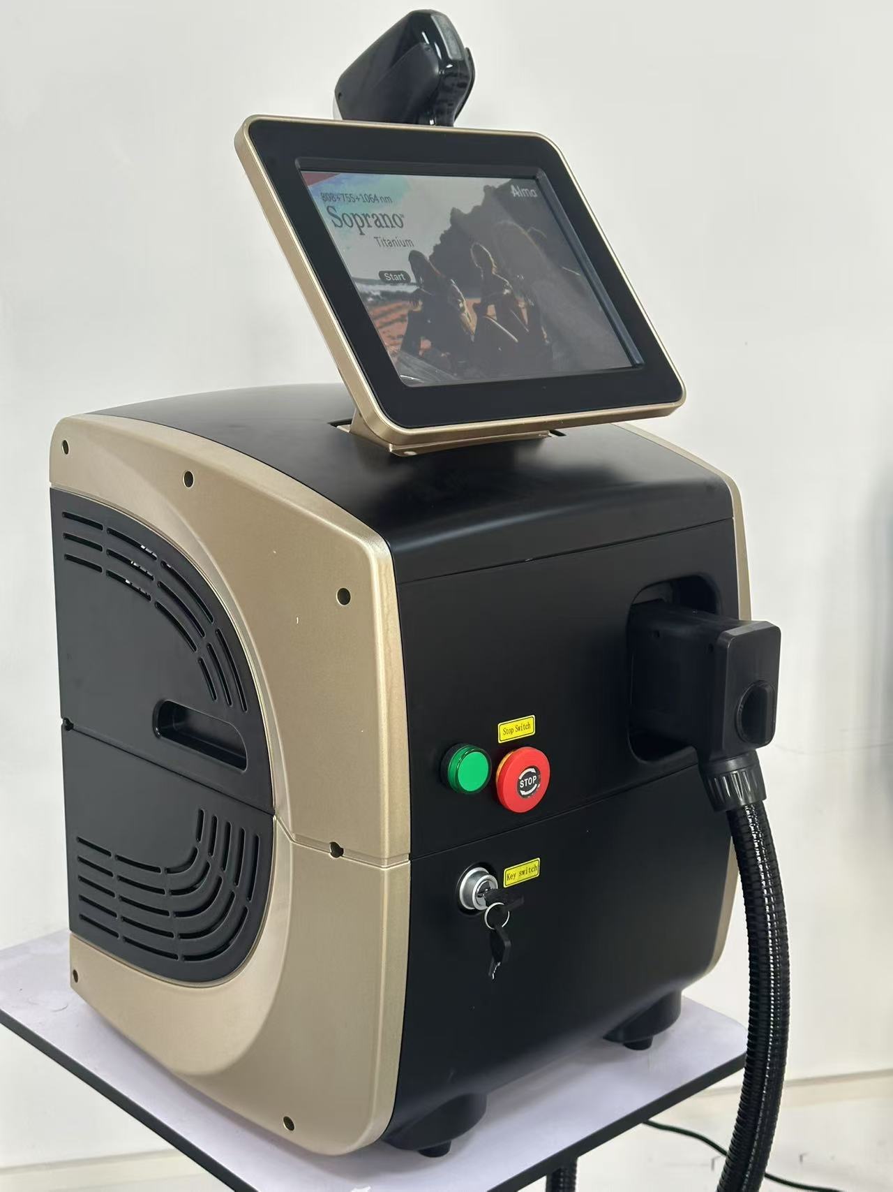 Sıcak Fırsat Estetik Tıp 808Nm - Diode Laser Hair Removal 808Nm 755Nm 1064Nm incelemesi ve fiyatı