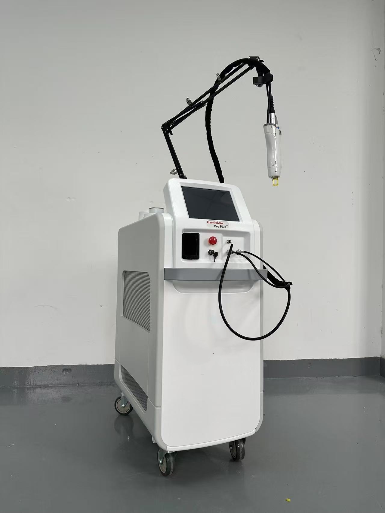 CE 2026 Profesyonel Büyük Ekra - Alexandrite Laser Hair Removal Machine incelemesi ve fiyatı